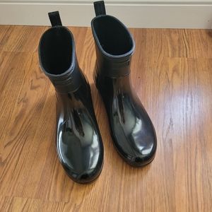 Hunter rain boots